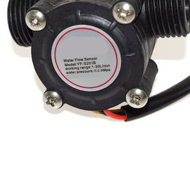 L'eau à effet Hall YF-S201 DC4.5 5V-24V de capteur d'écoulement d'eau de contrôle de débitmètre de 1/2 »