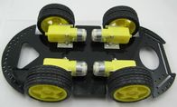 Châssis de véhicule d'entraînement à quatre roues avec la sonde infrarouge bi-directionnelle