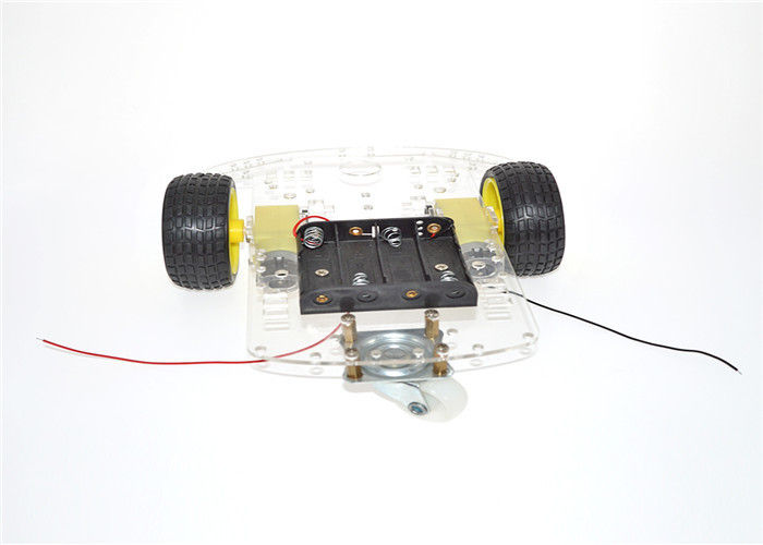 Ligne traçant l'encodeur de vitesse de robot de voiture d'Arduino avec la couleur jaune OKY5038