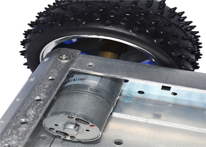 ligne transnationale futée à quatre roues d'alliage d'aluminium de noir de robot de voiture de 4WD Arduino